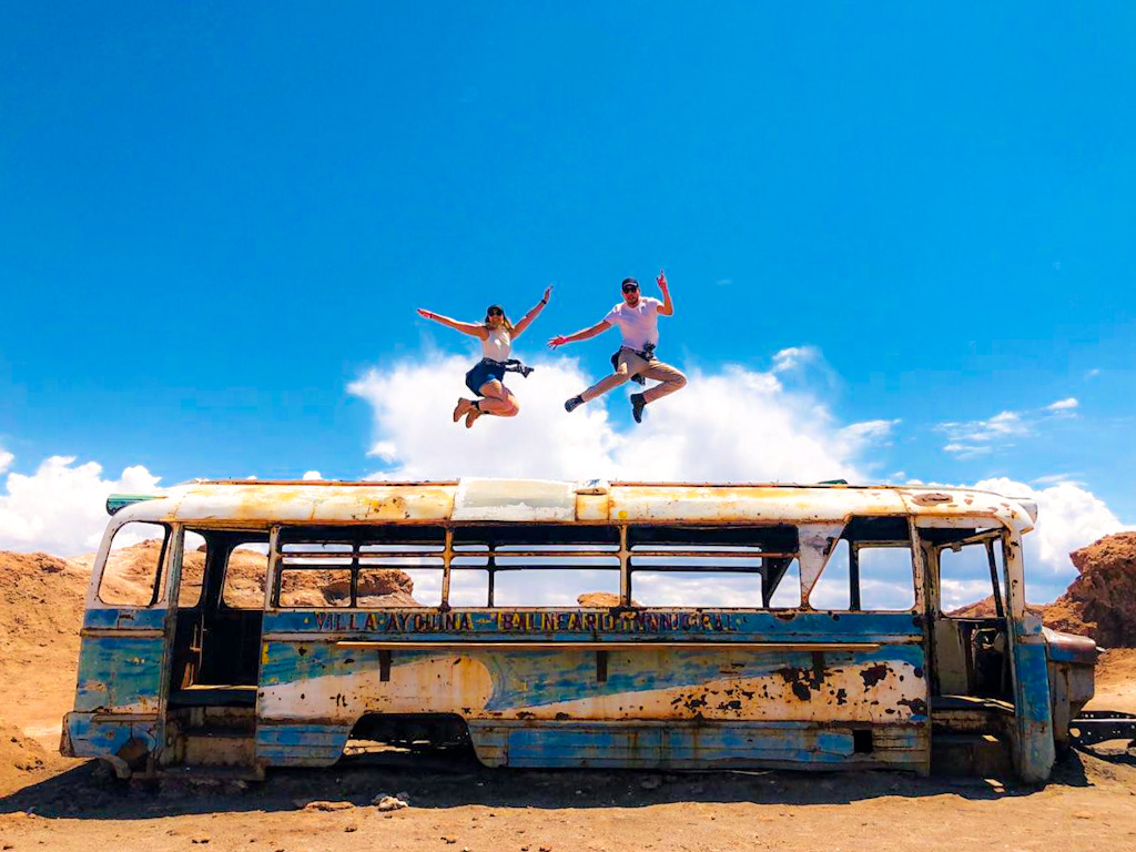 ônibus abandoado do Atacama