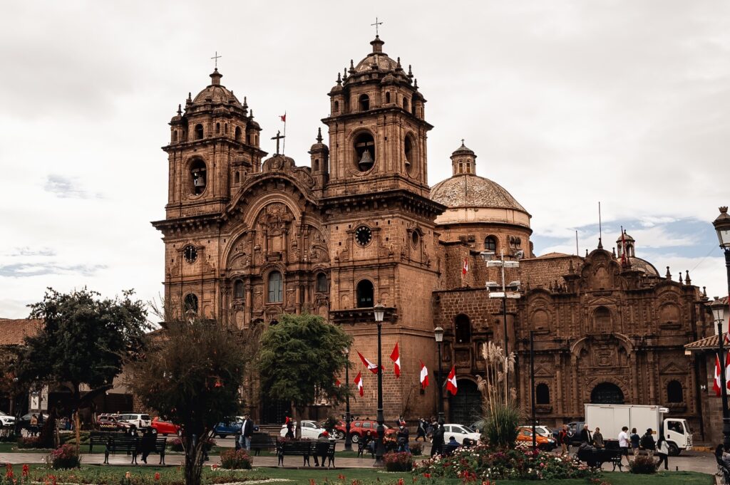 Igreja na Plaza de Armas em Cusco