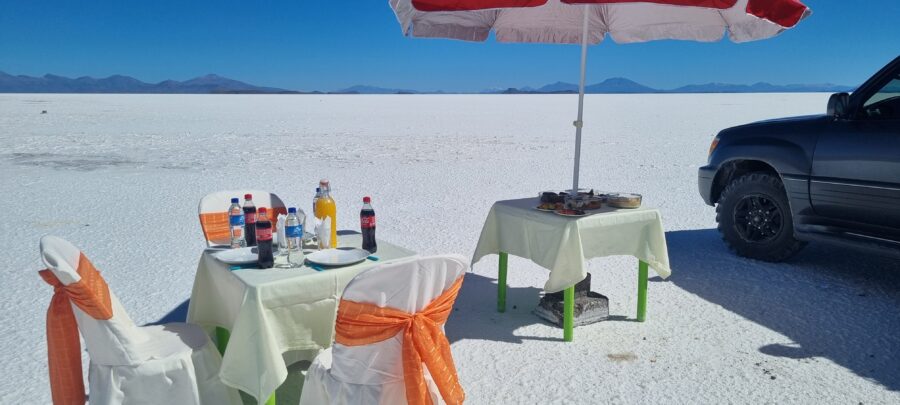 banquete tour salar de uyuni VIP